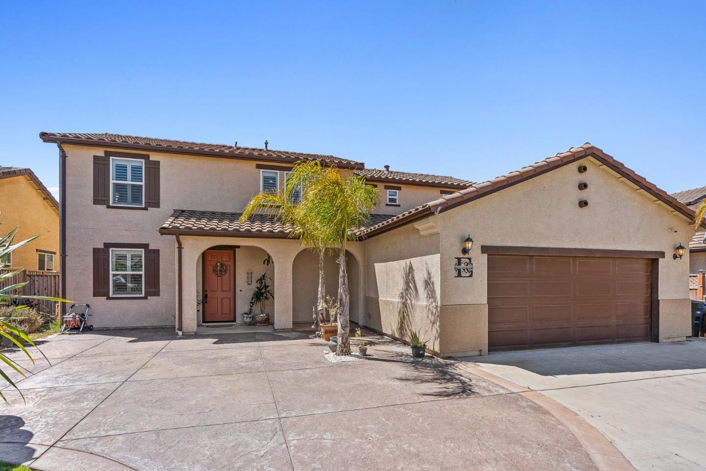662 Ventura Drive