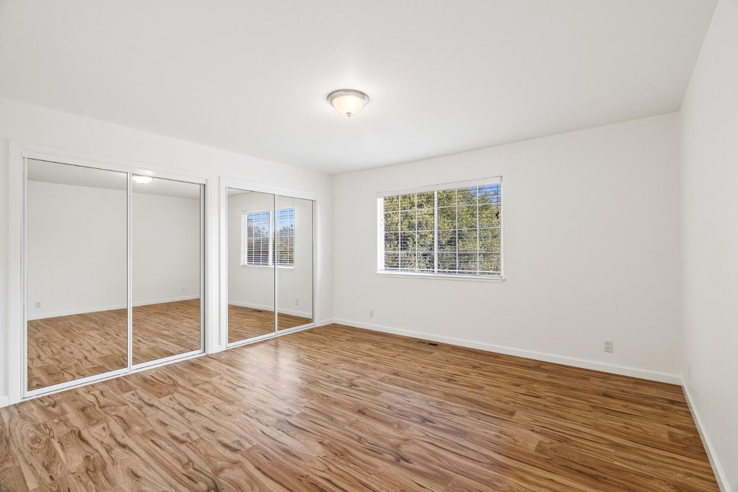 6595 Frankie Lane