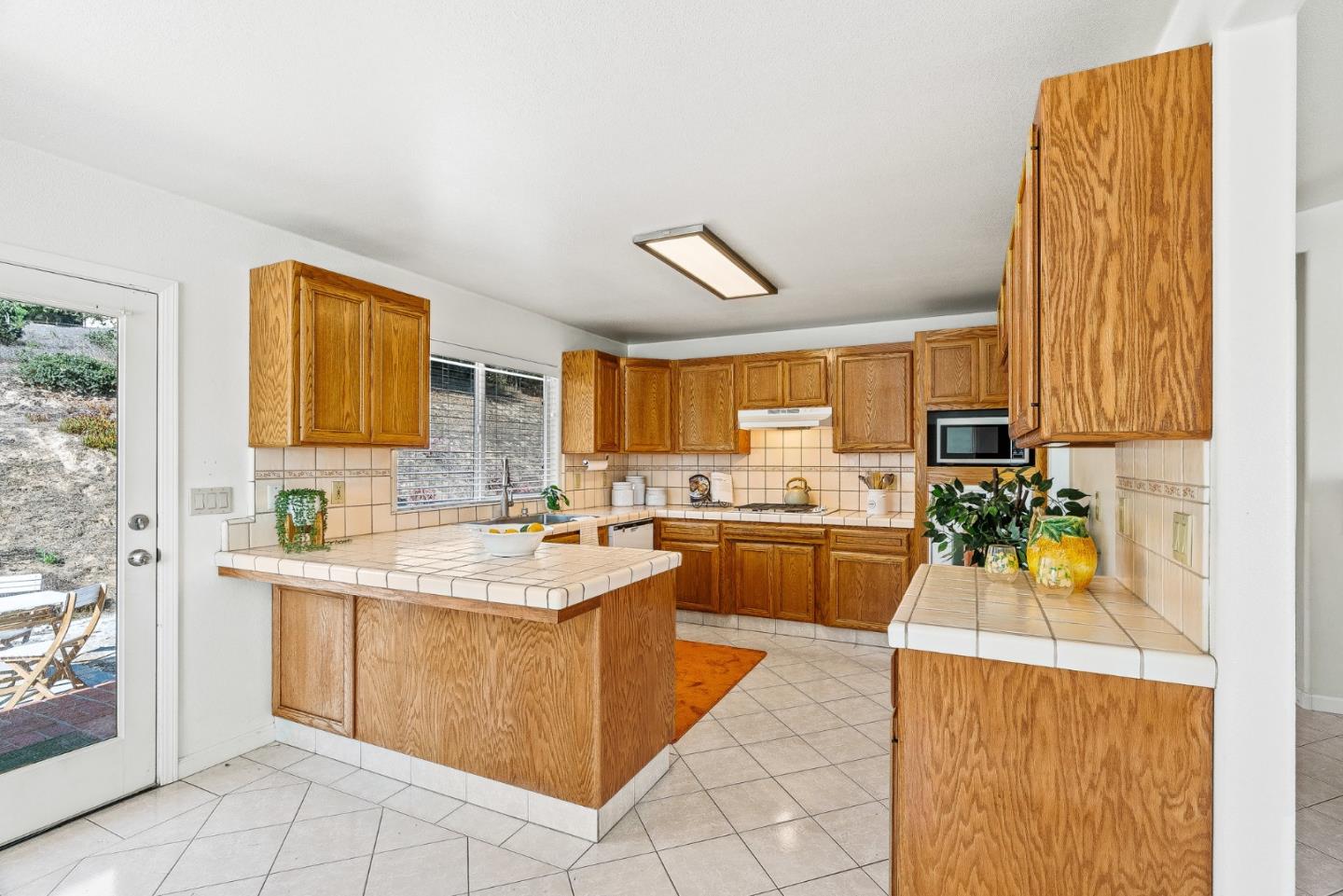 6595 Frankie Lane