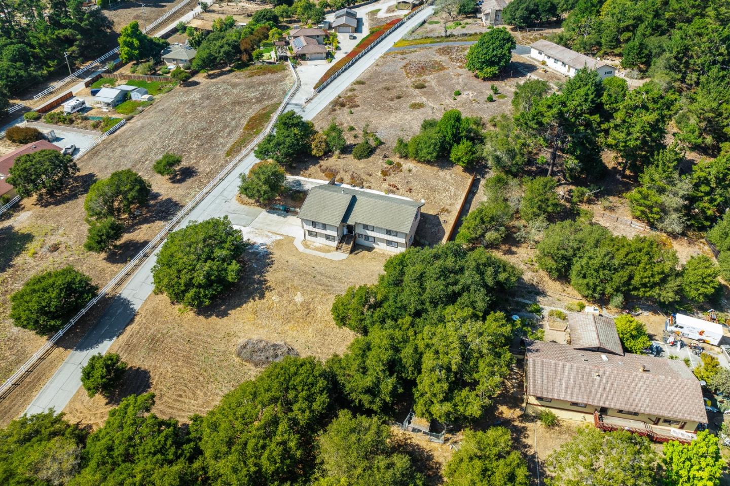 6595 Frankie Lane