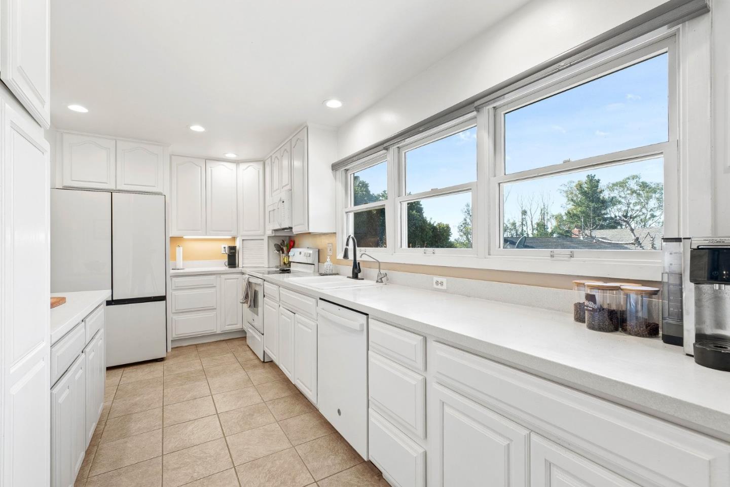 14832 Mossy Oak Place