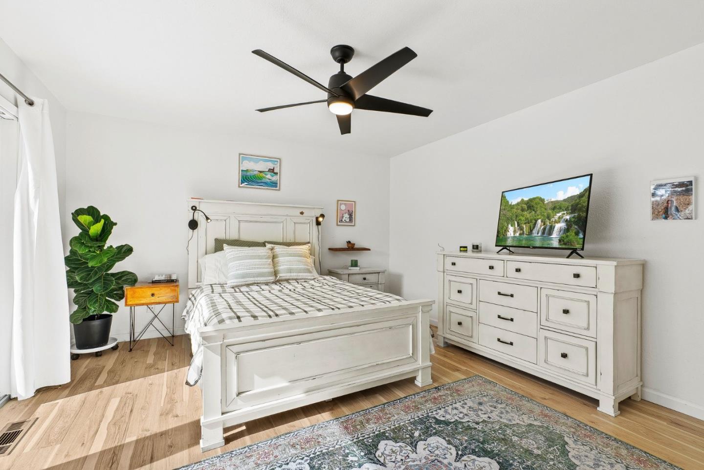 14832 Mossy Oak Place