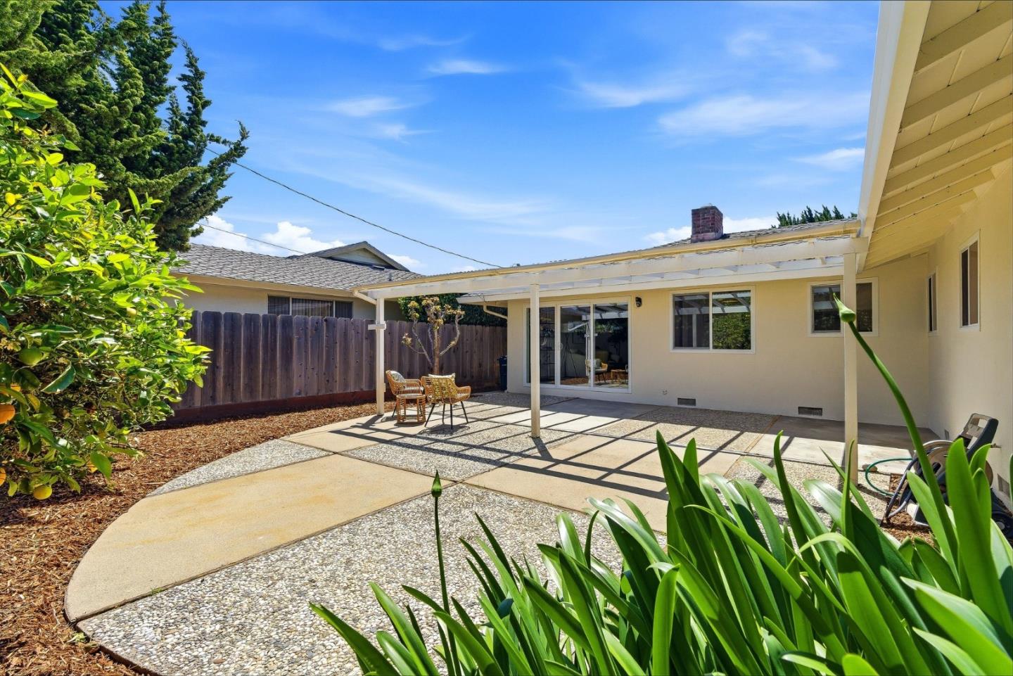 651 San Tomas Way