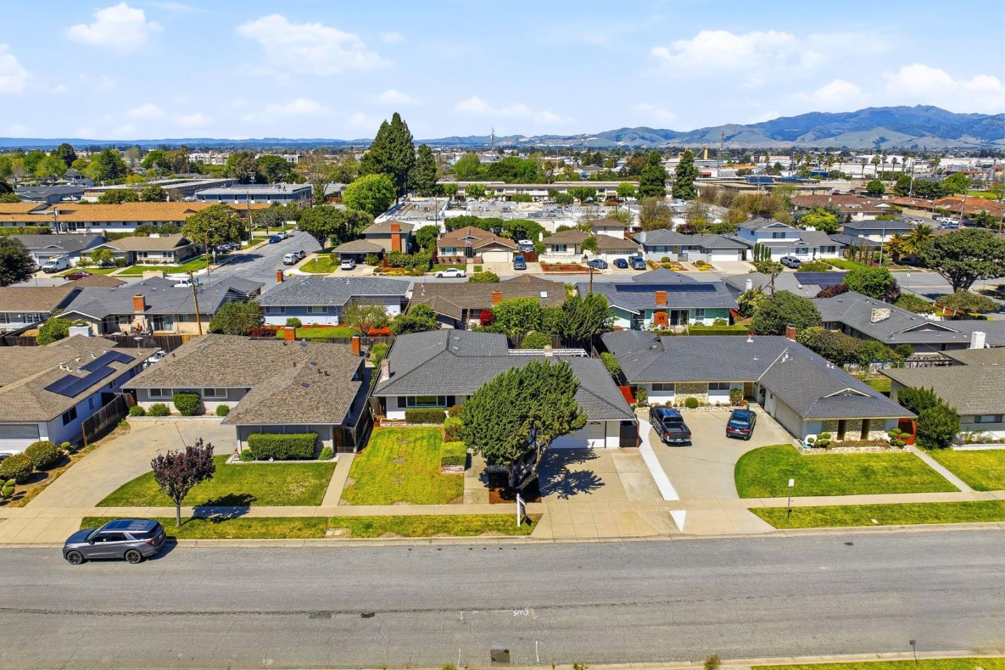 651 San Tomas Way