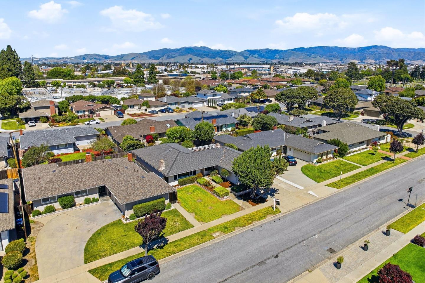 651 San Tomas Way