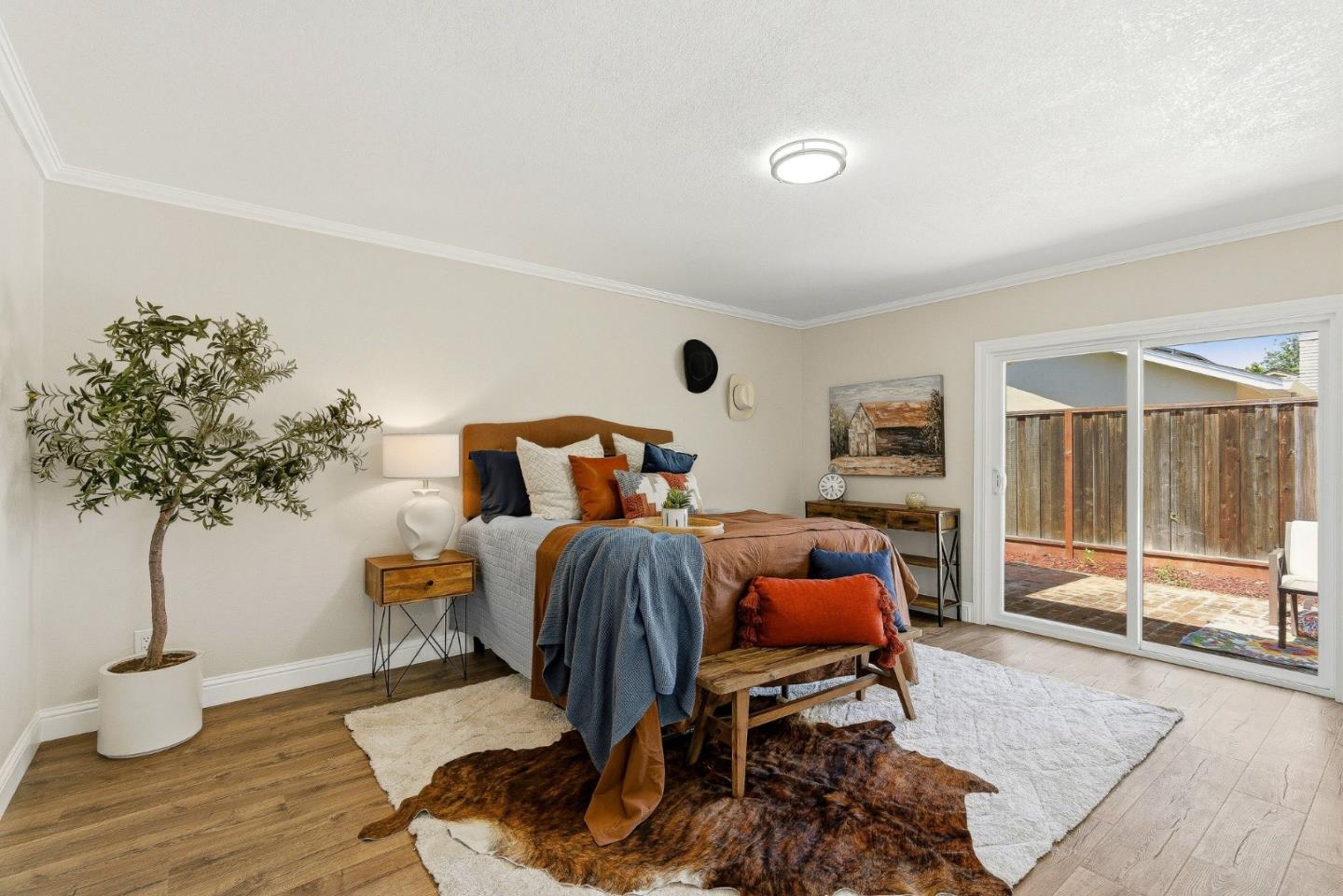 31 La Mirada Court