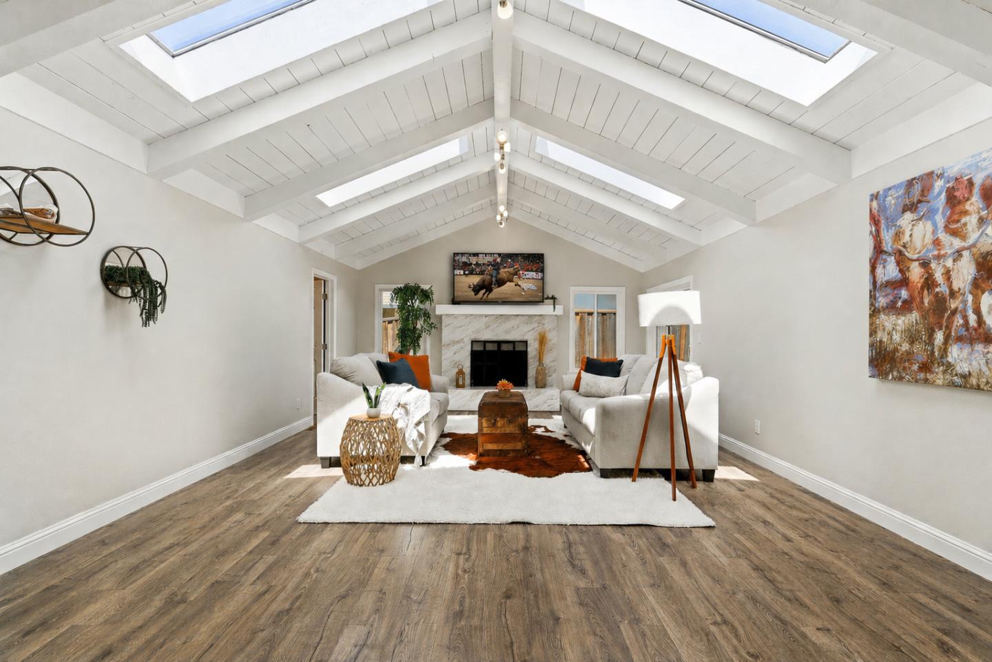 31 La Mirada Court