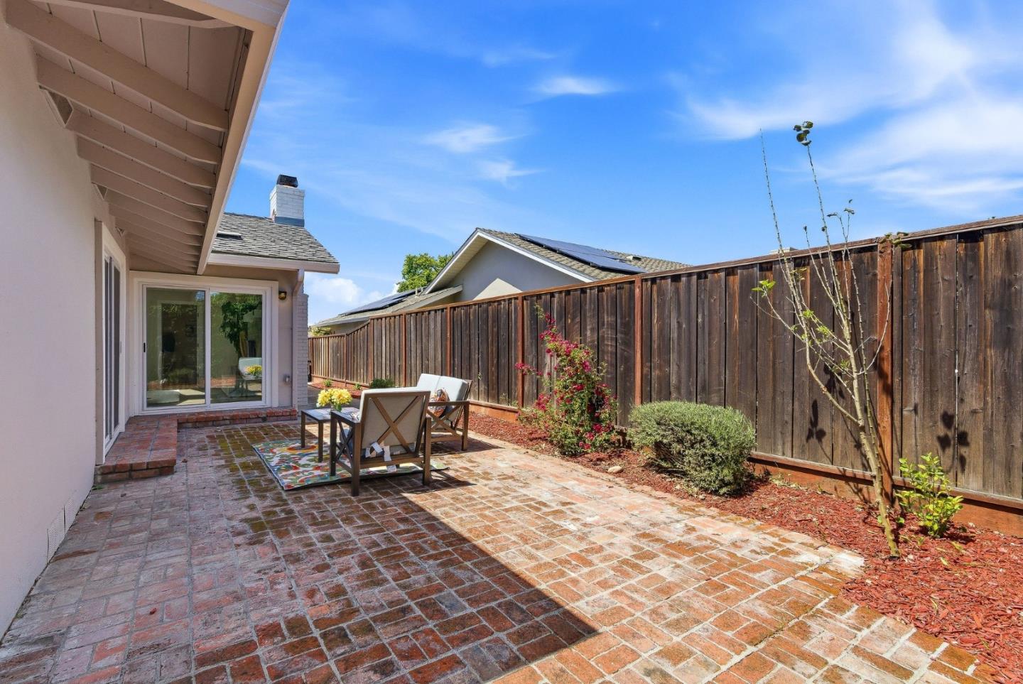 31 La Mirada Court