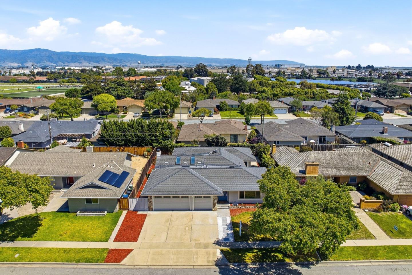 31 La Mirada Court