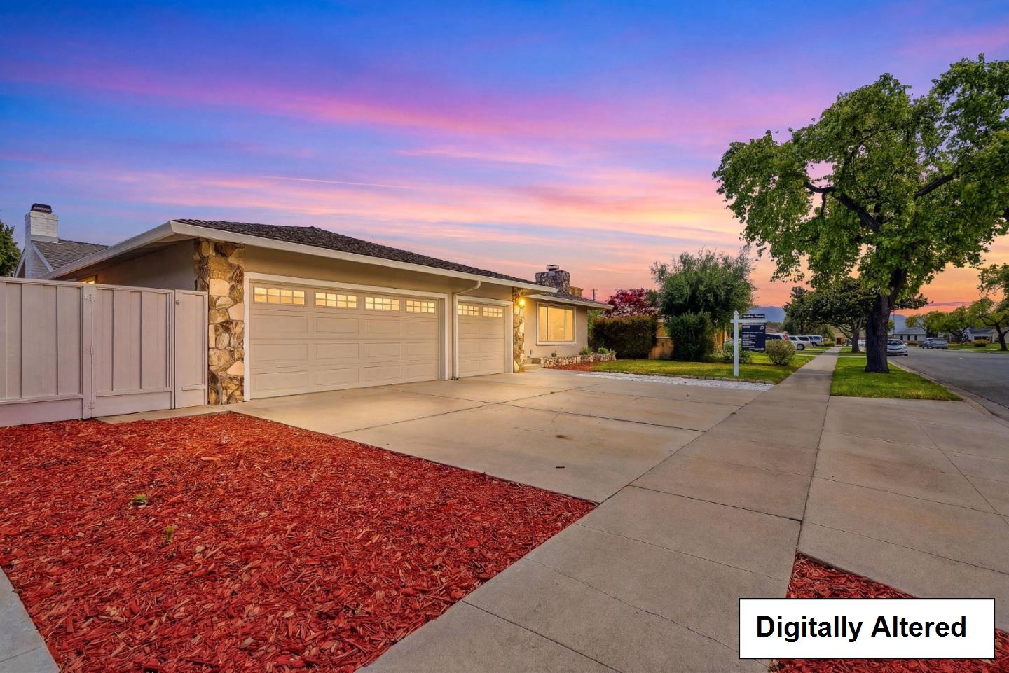 31 La Mirada Court