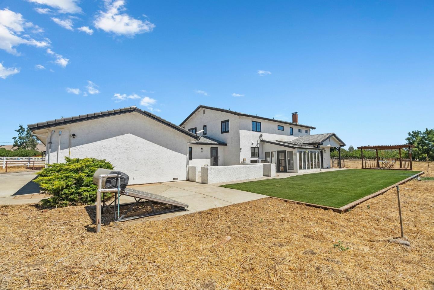 141 Arroyo Seco DR
