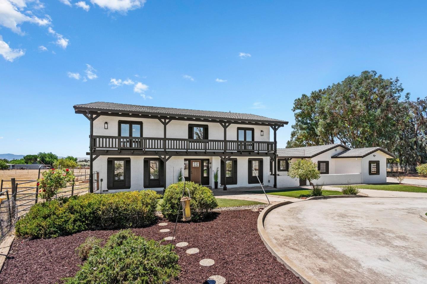 141 Arroyo Seco DR