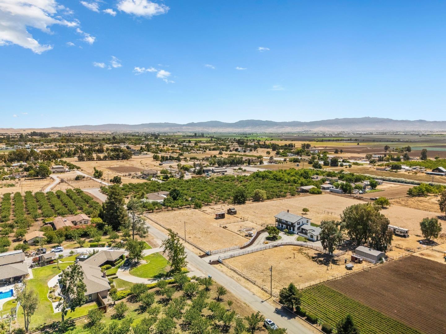 141 Arroyo Seco DR