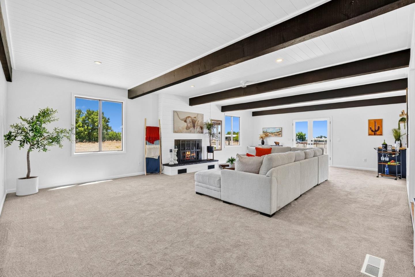 141 Arroyo Seco DR