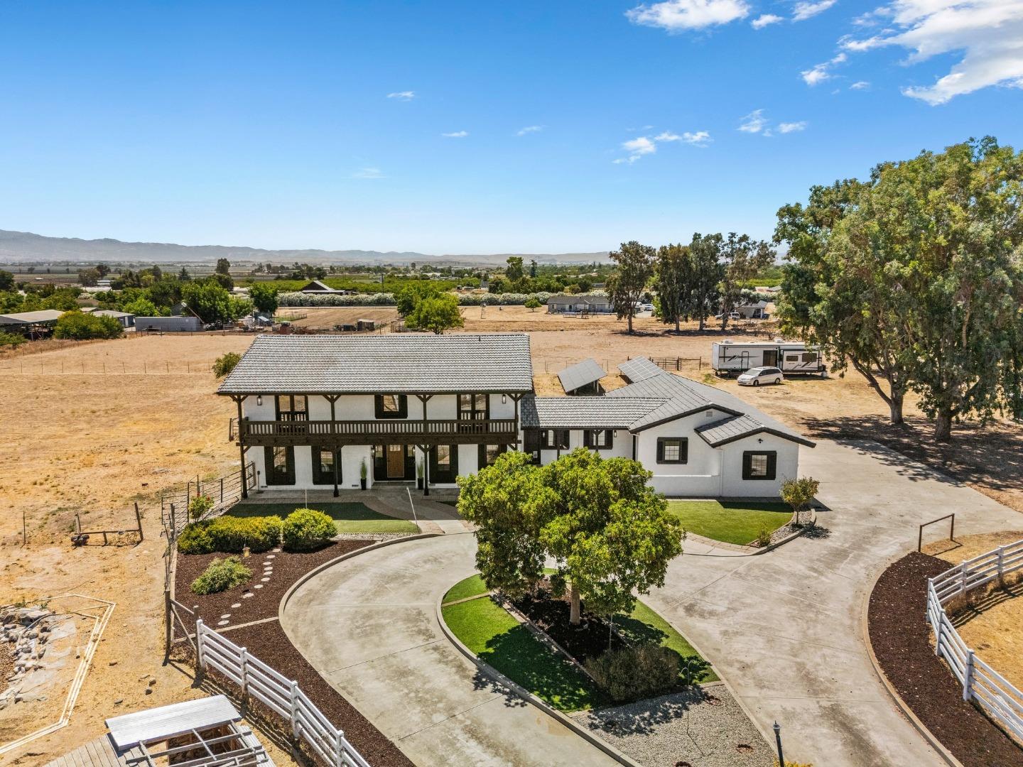 141 Arroyo Seco DR