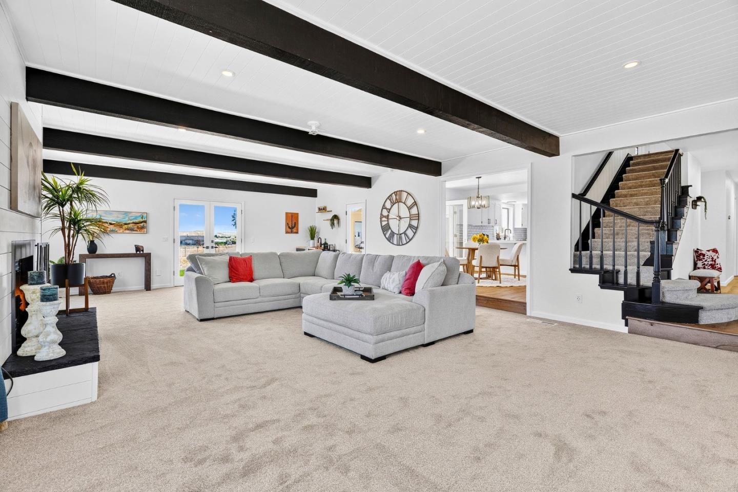 141 Arroyo Seco DR