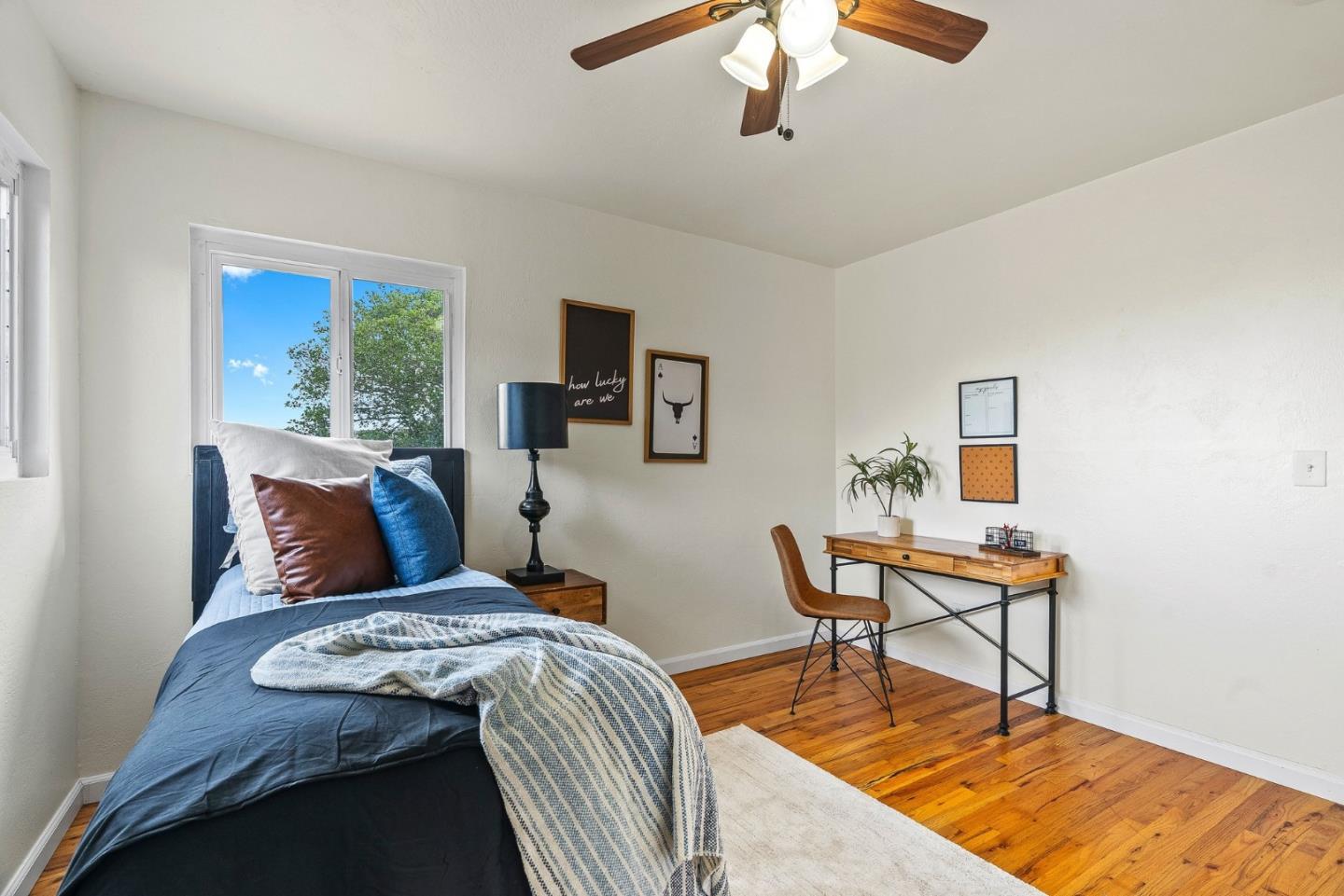 28 Vista DR