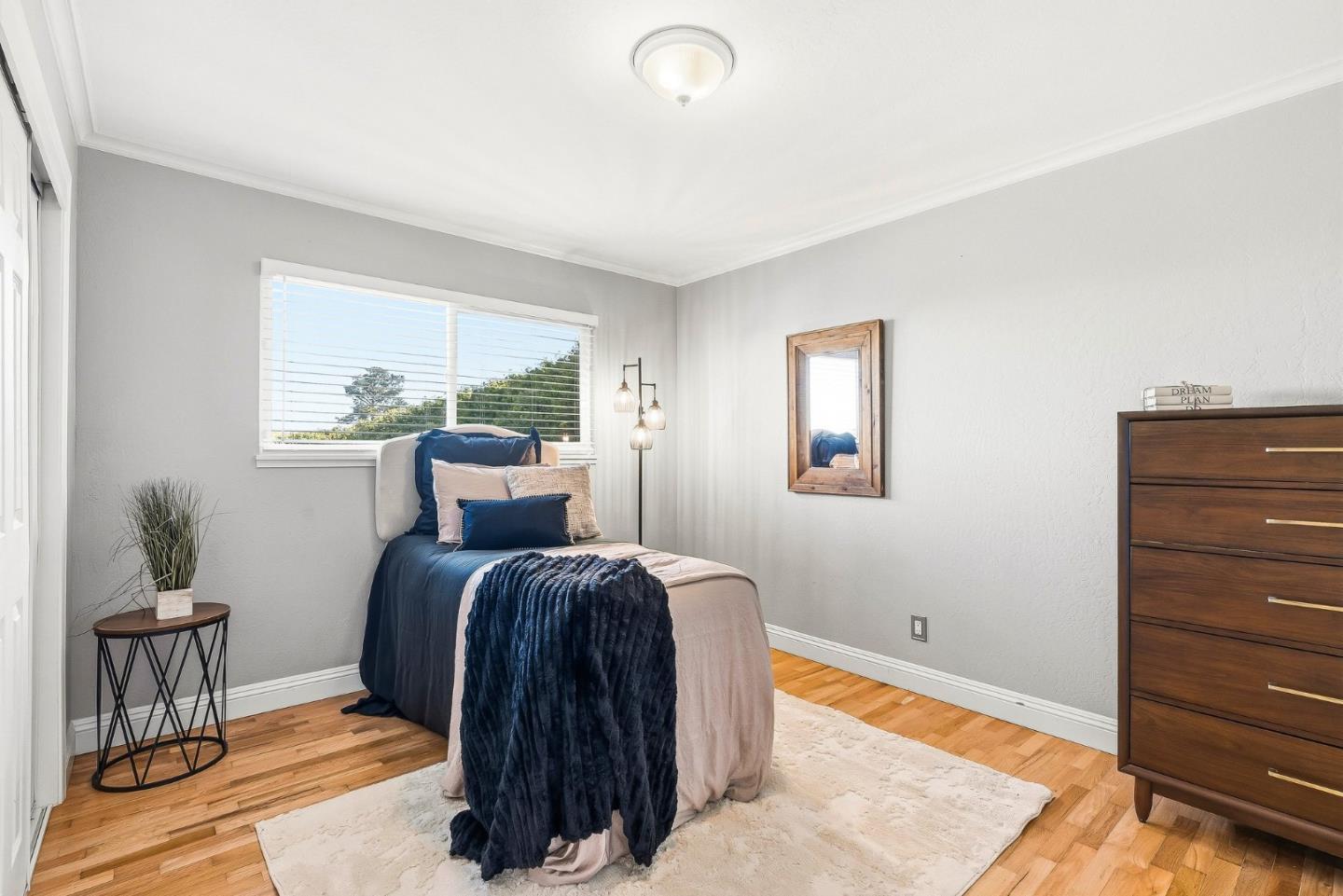 296 River RD