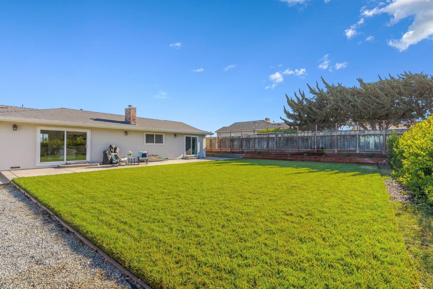 296 River RD