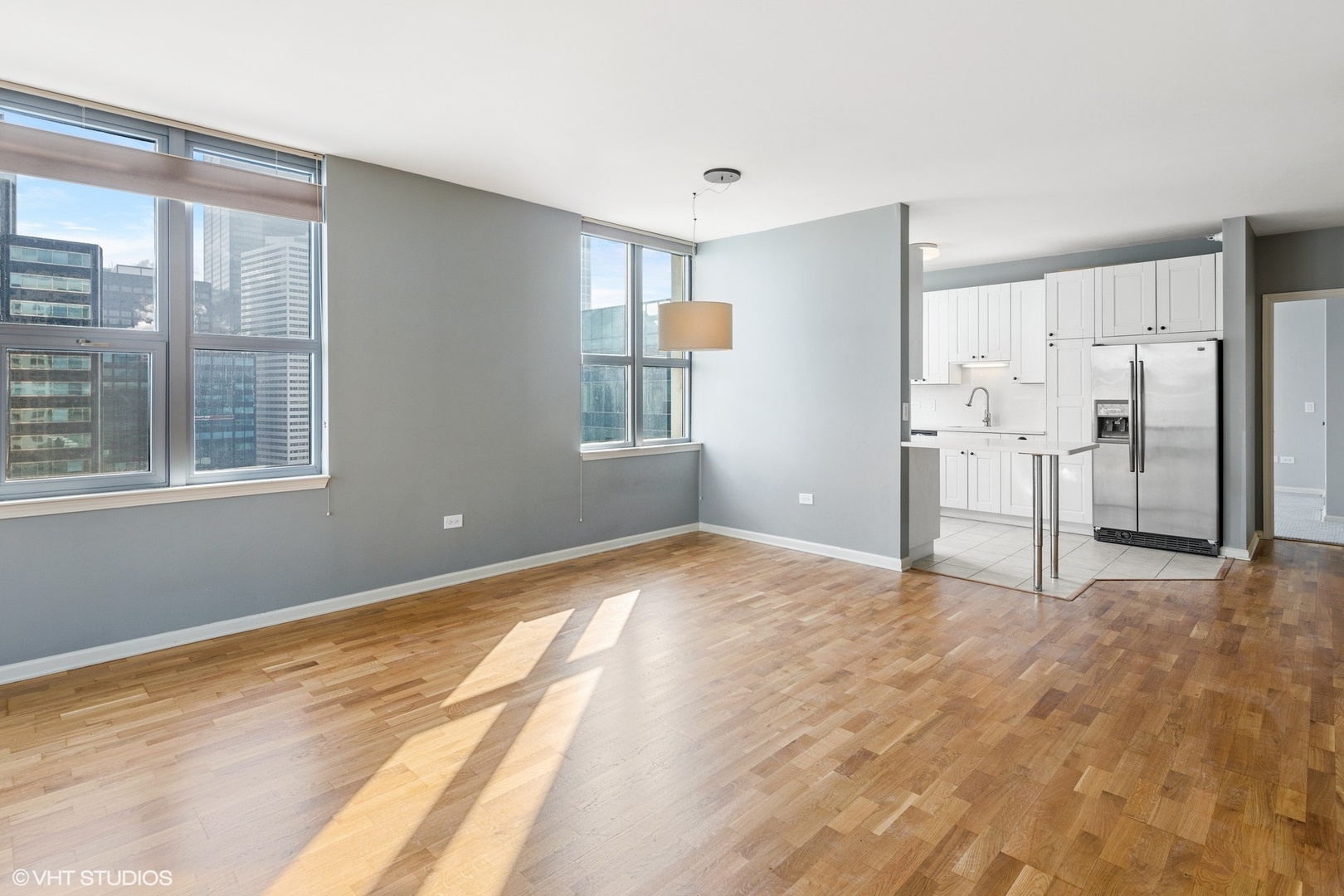 125 S Jefferson Street Unit: 2404