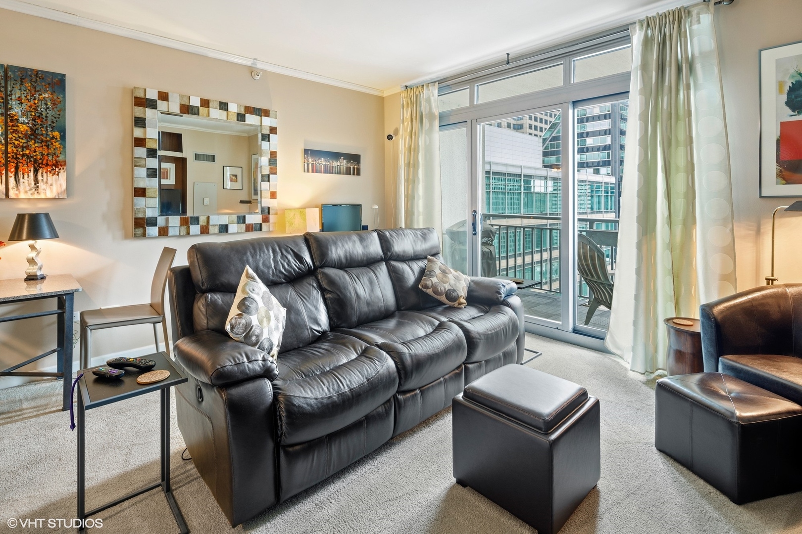 125 S Jefferson Street Unit: 2305