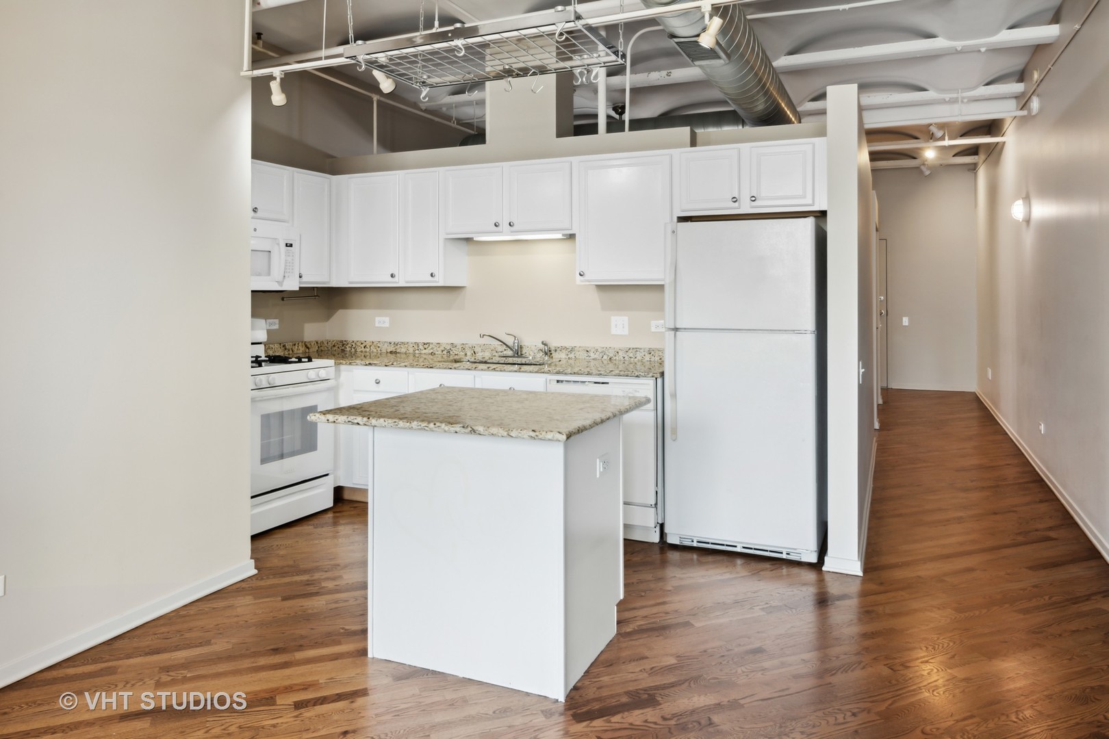 500 S Clinton Street Unit: 541