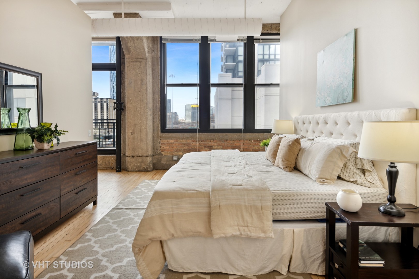 728 W Jackson Boulevard Unit: 504