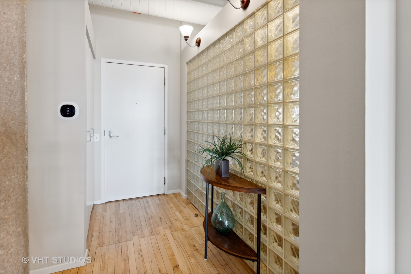 728 W Jackson Boulevard Unit: 504