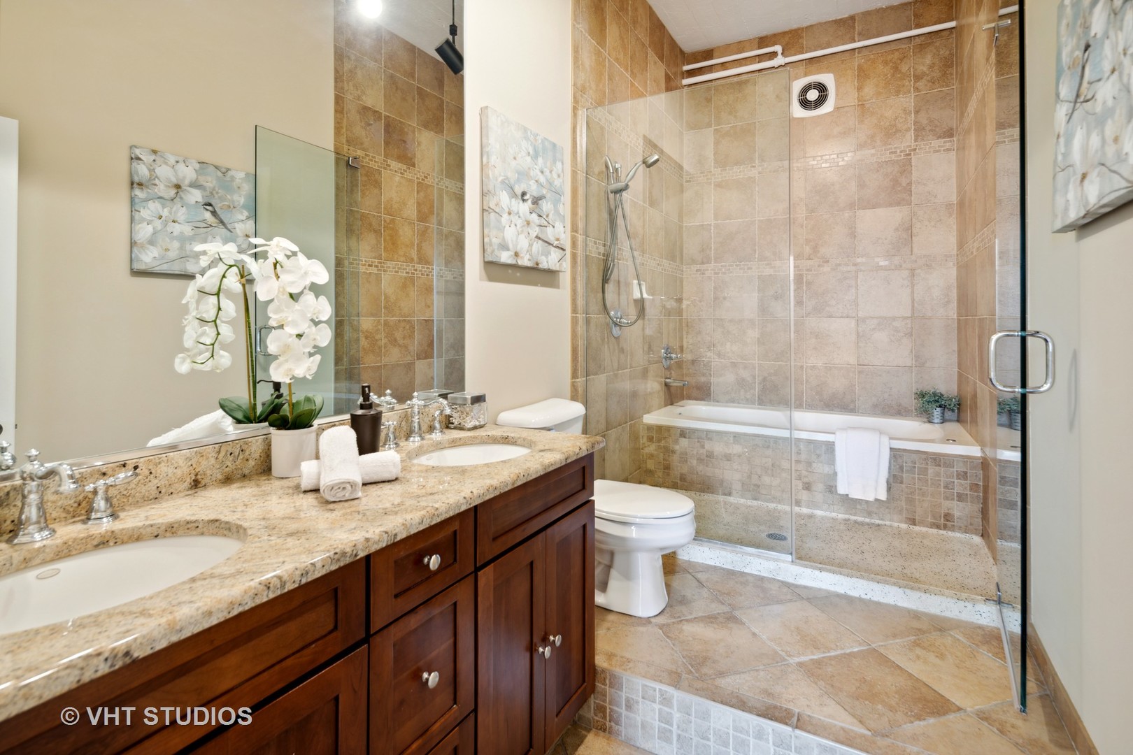 728 W Jackson Boulevard Unit: 504