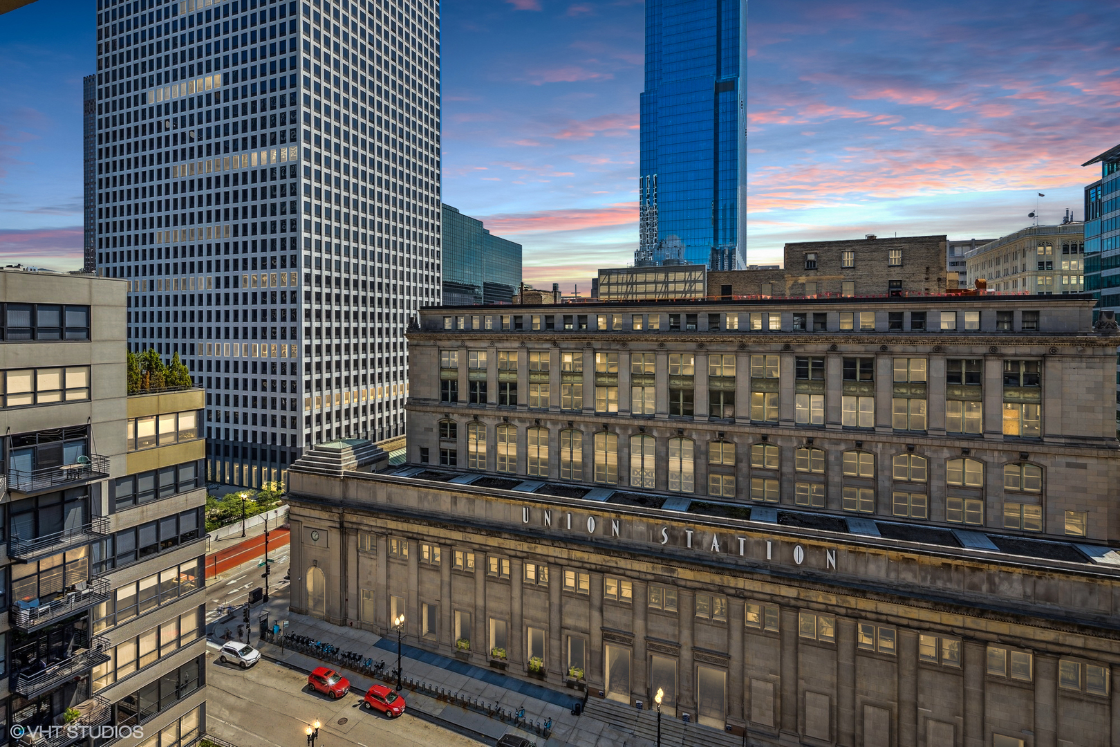 130 S Canal Street Unit: 424