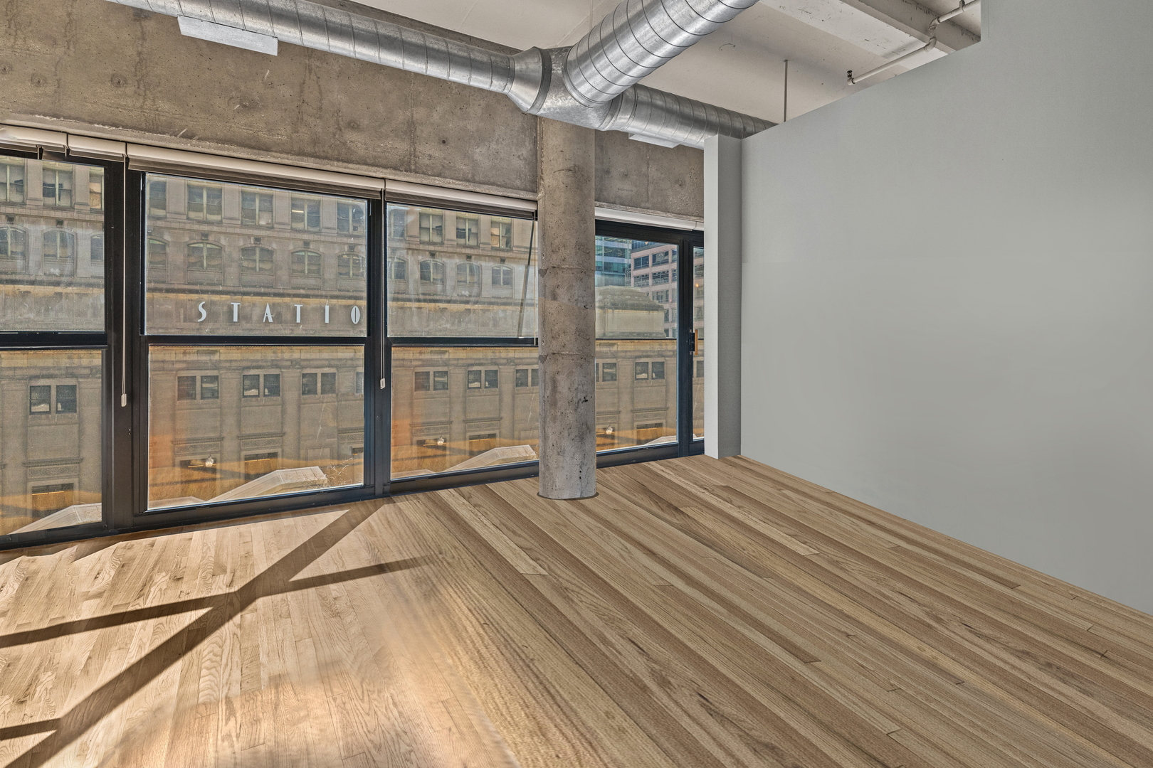 130 S Canal Street Unit: 424