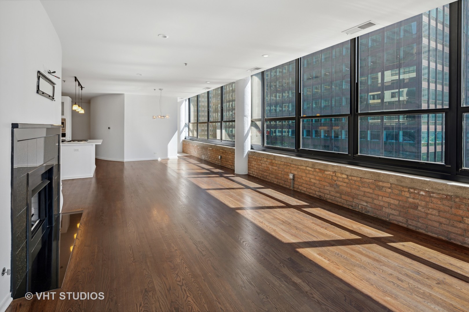 130 S CANAL Street Unit: 518