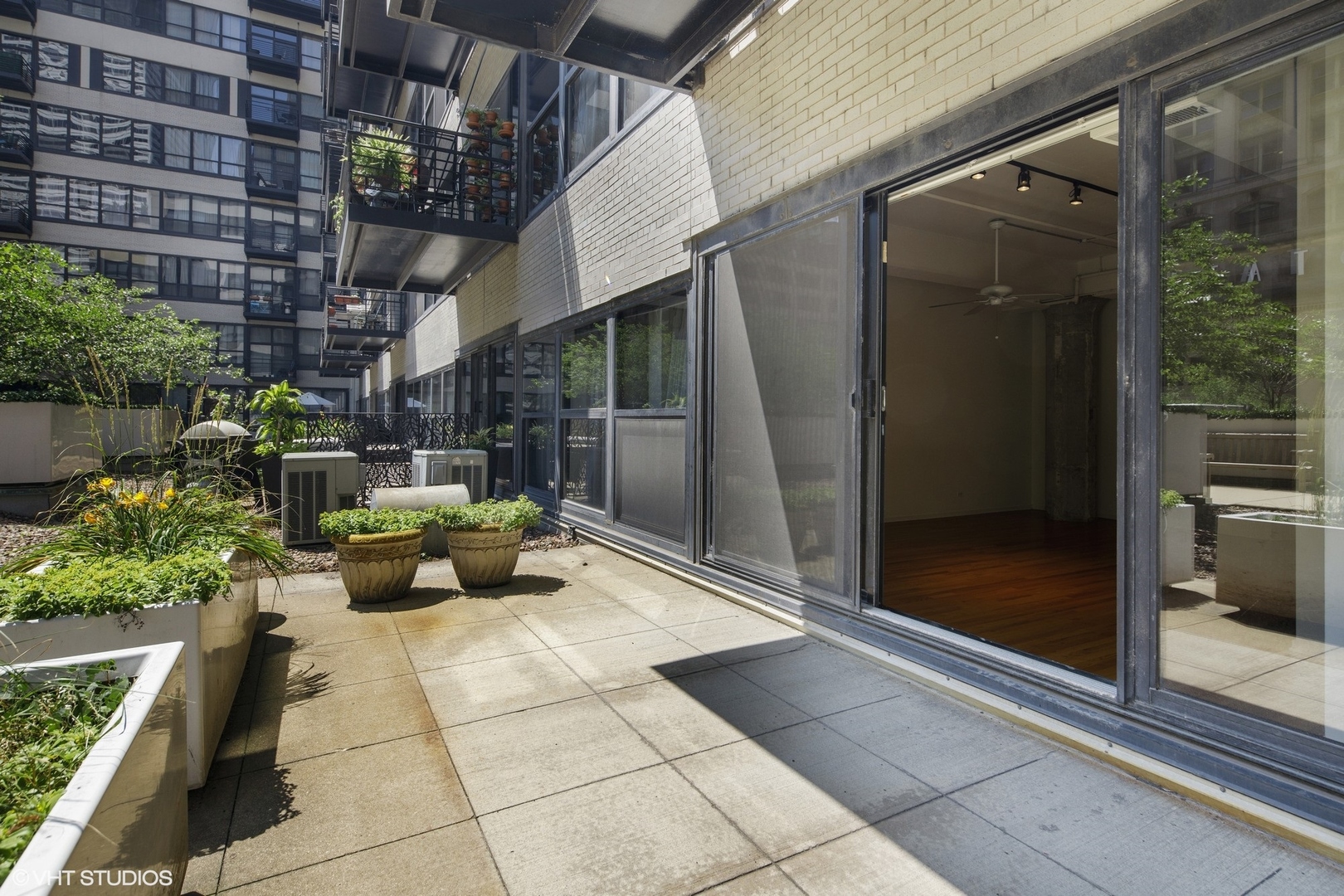 130 S CANAL Street Unit: 222