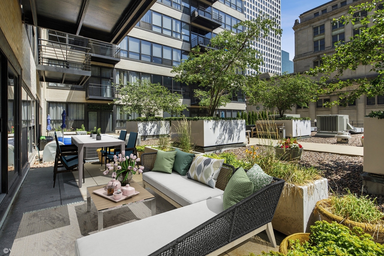 130 S CANAL Street Unit: 222