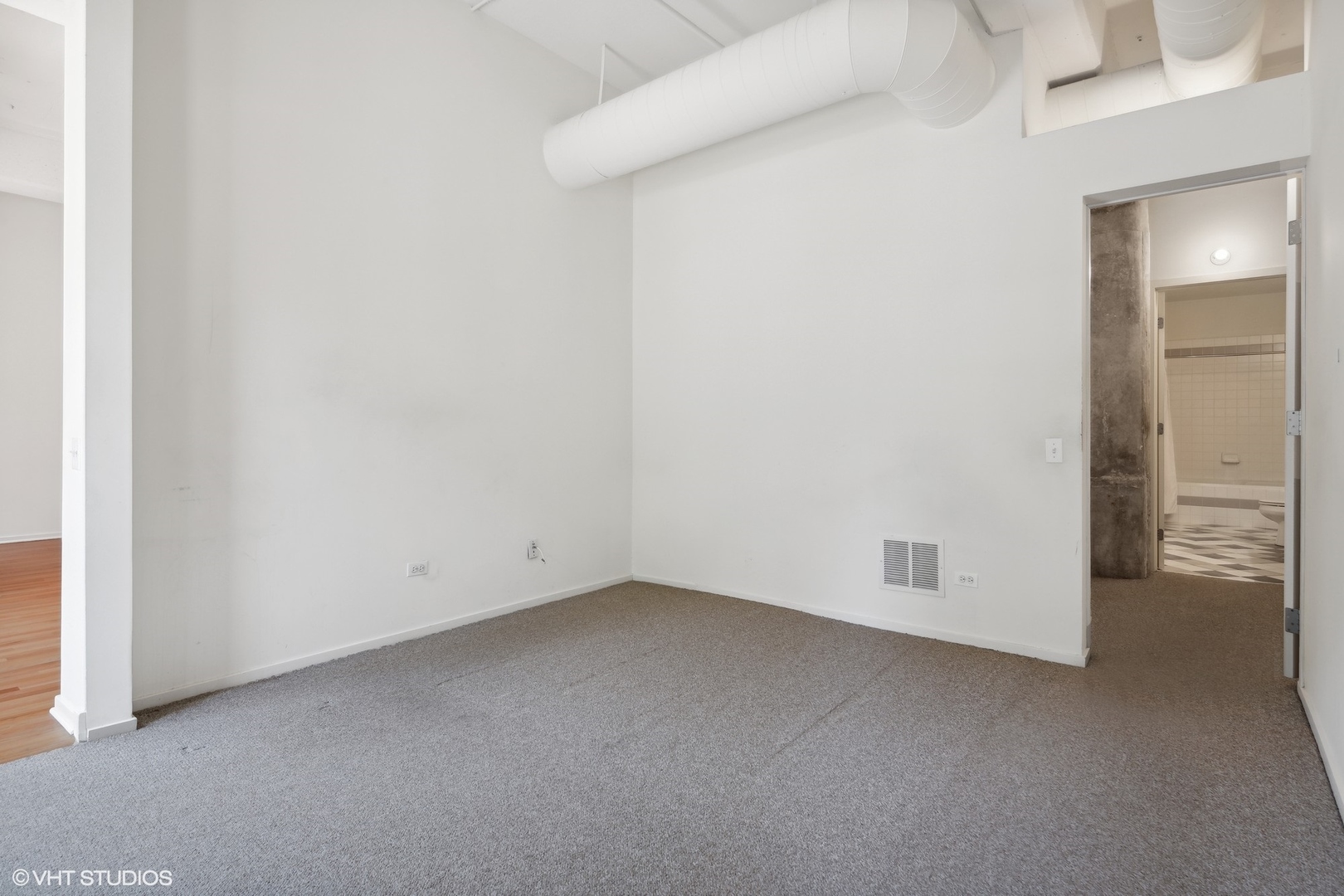 130 S CANAL Street Unit: 222