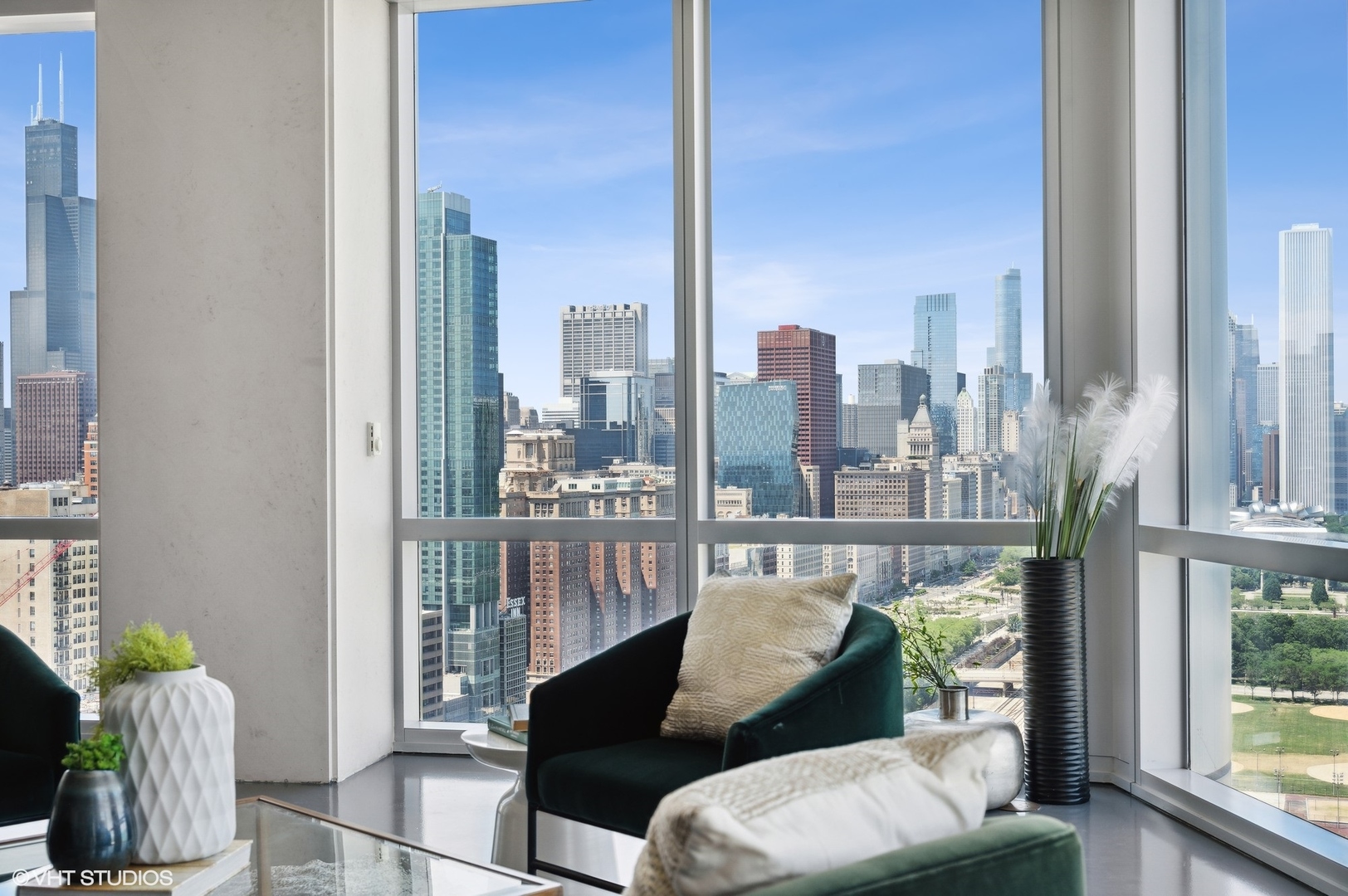 1211 S Prairie Avenue Unit: 3101