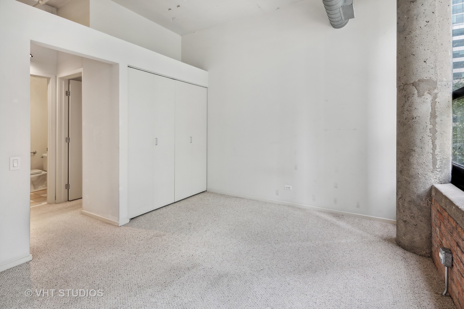 130 S Canal Street Unit: 204