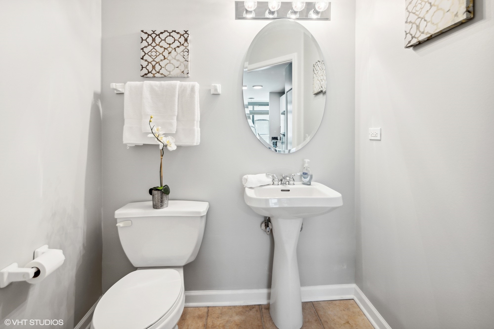 125 S Jefferson Street Unit: 609