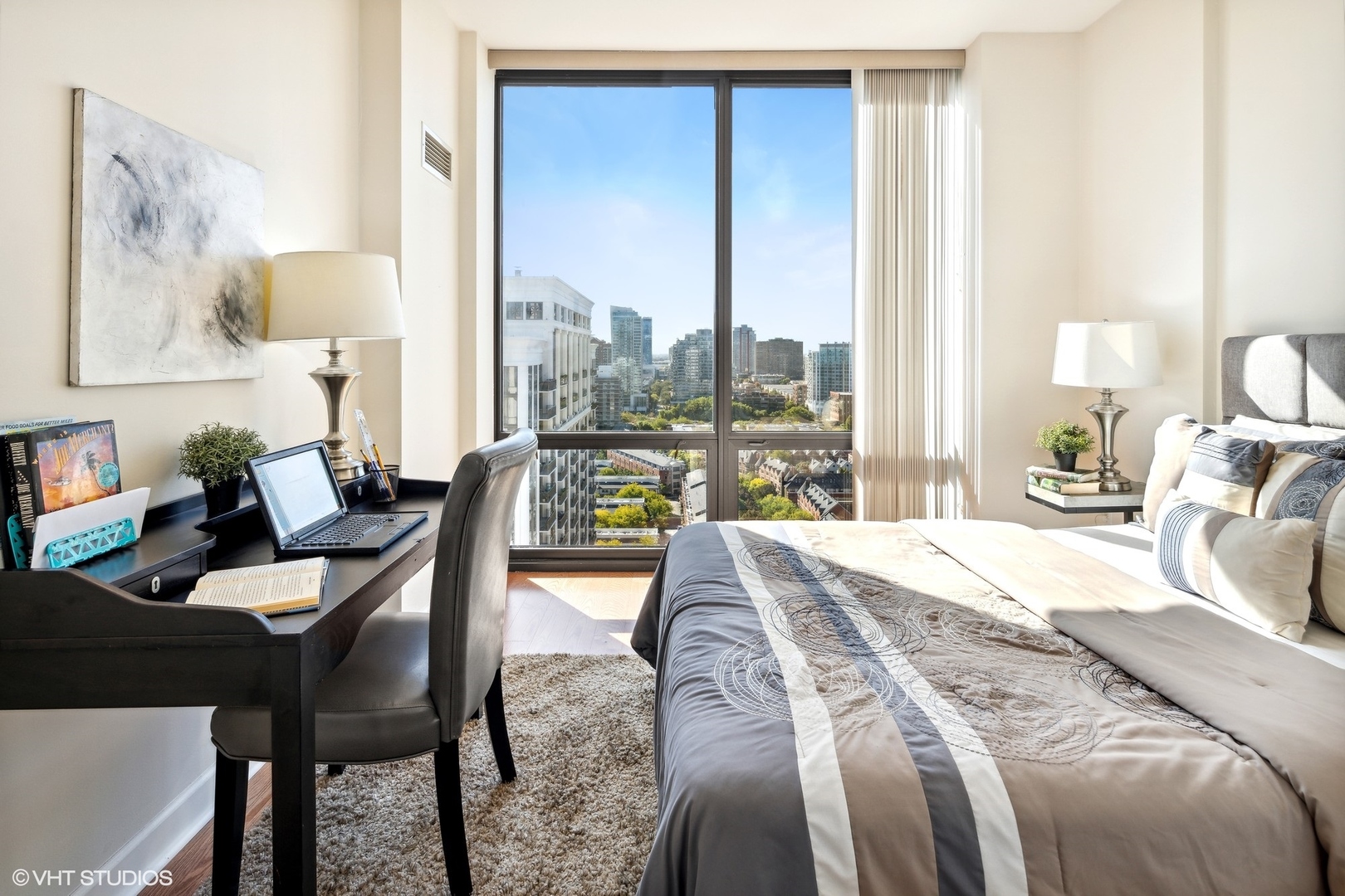 233 E 13th Street Unit: 2107