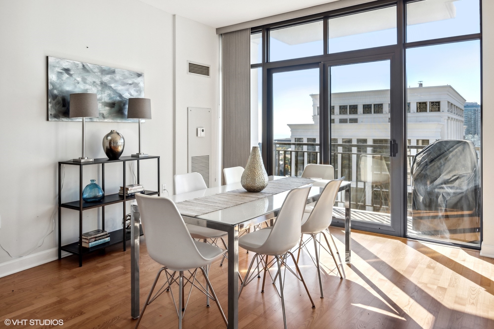 233 E 13th Street Unit: 2107