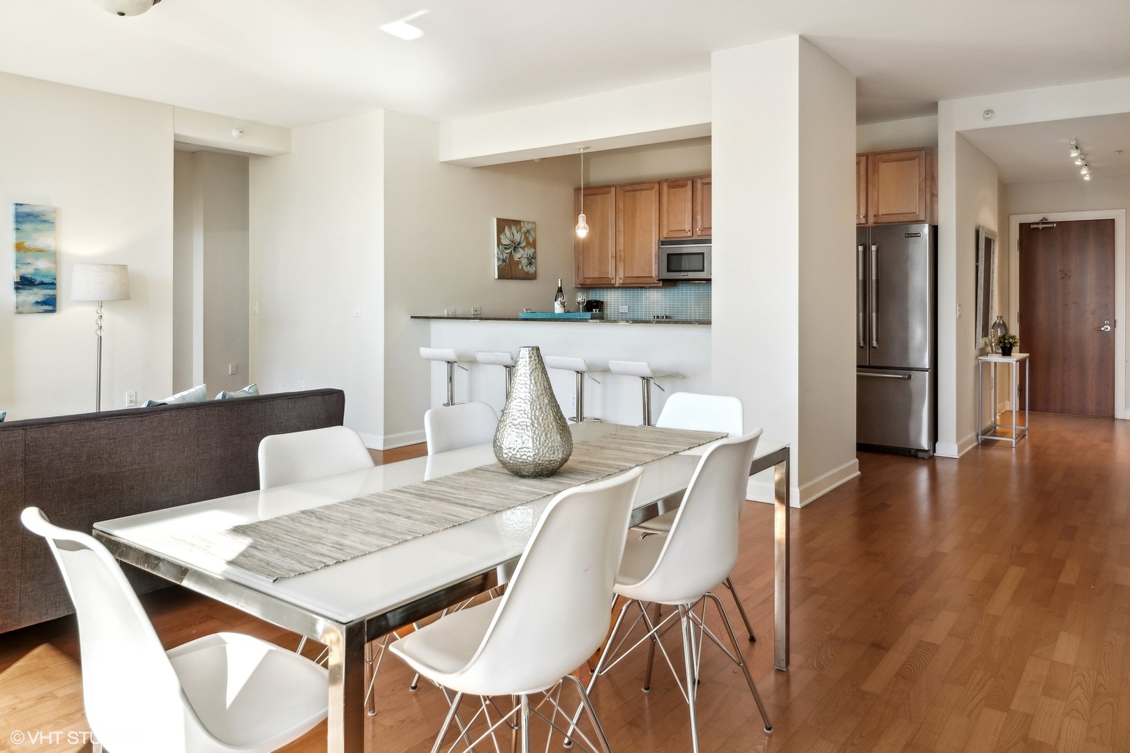 233 E 13th Street Unit: 2107