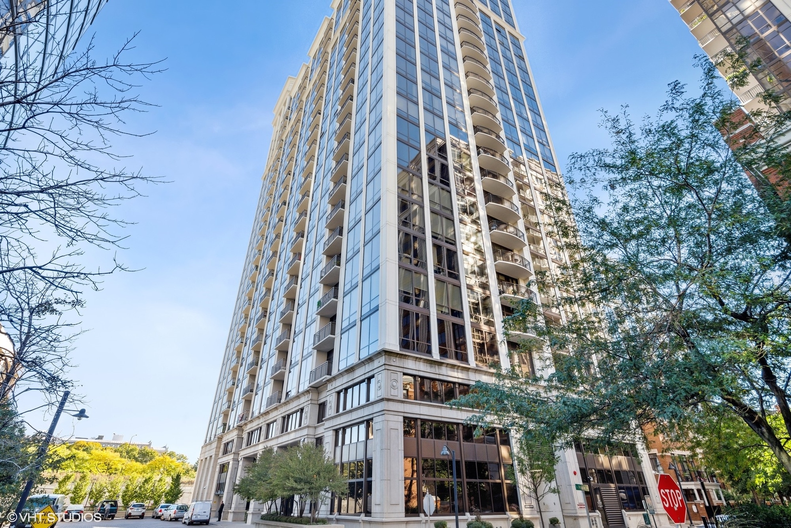 233 E 13th Street Unit: 2107