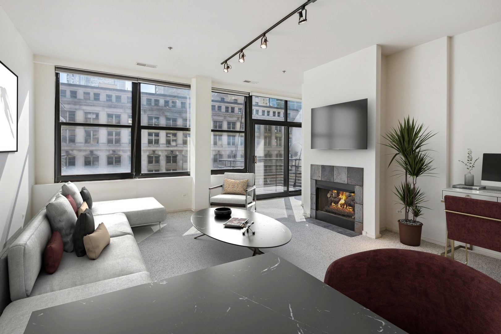 130 S Canal Street Unit: 721