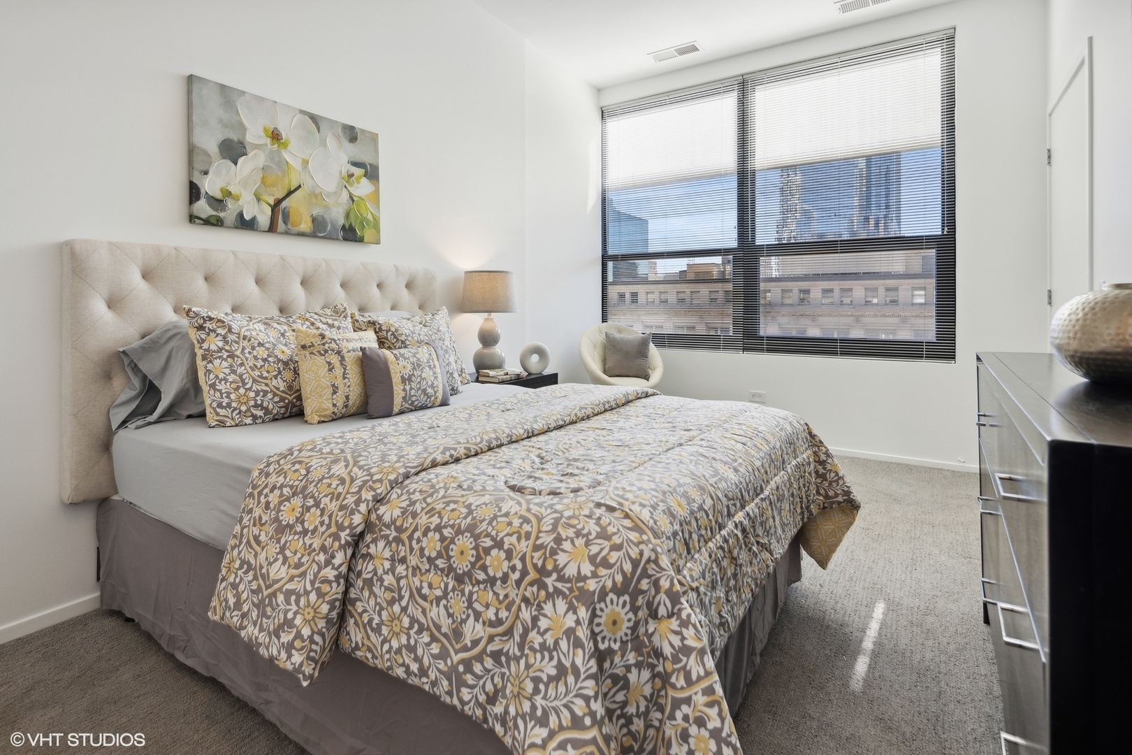 130 S Canal Street Unit: 10T