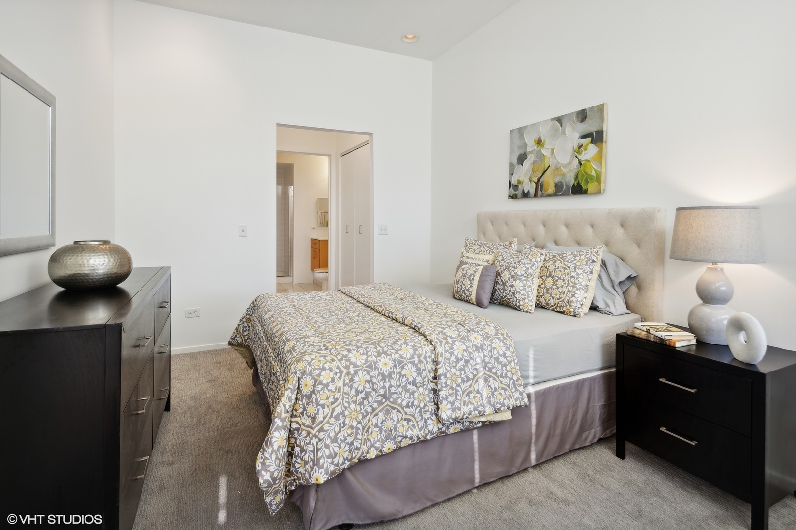 130 S Canal Street Unit: 10T