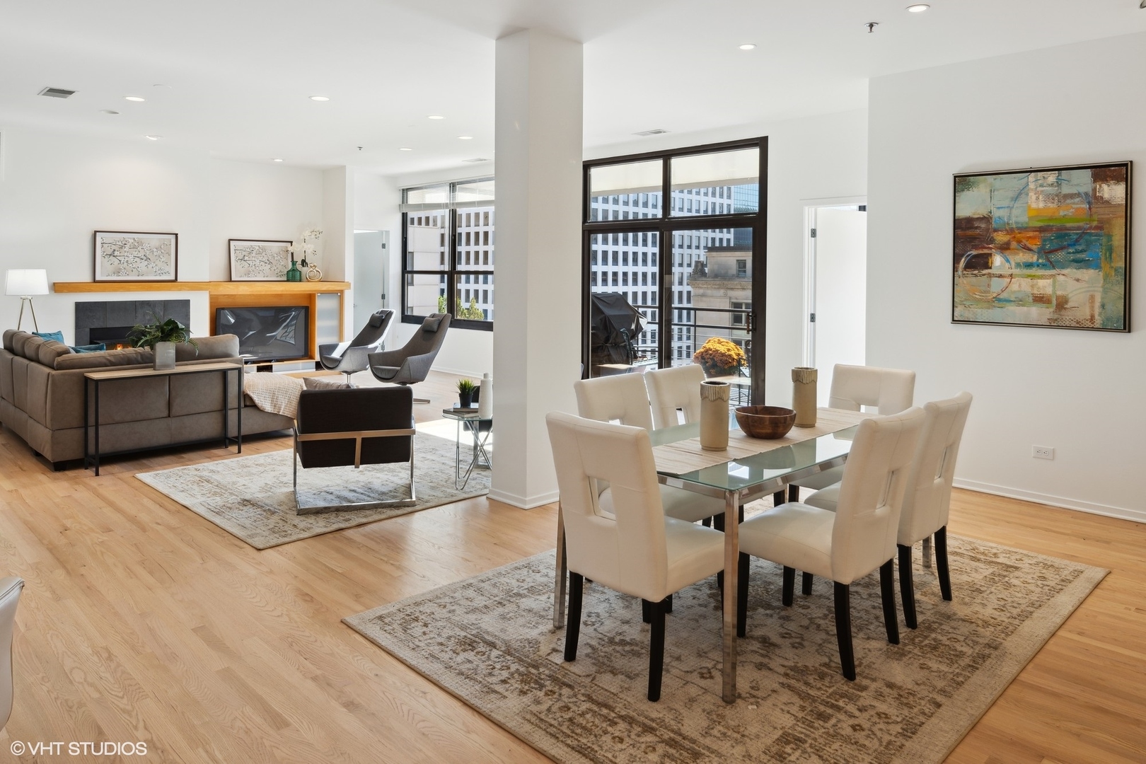 130 S Canal Street Unit: 10T