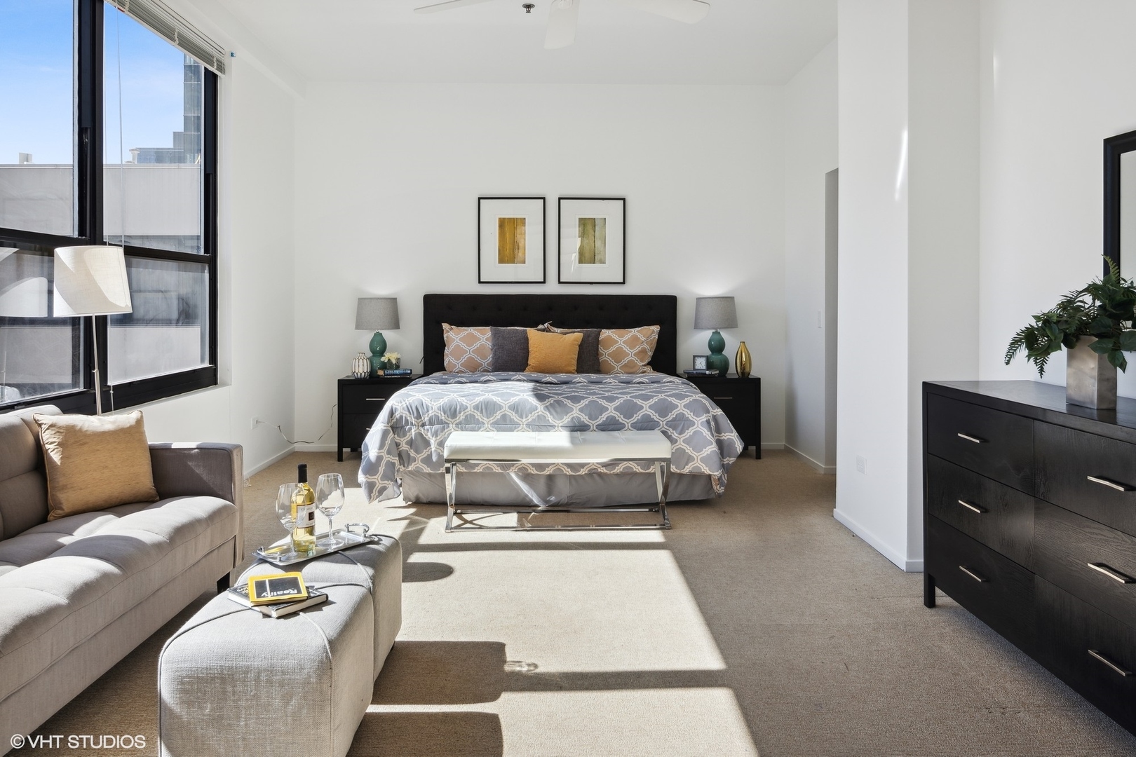 130 S Canal Street Unit: 10T