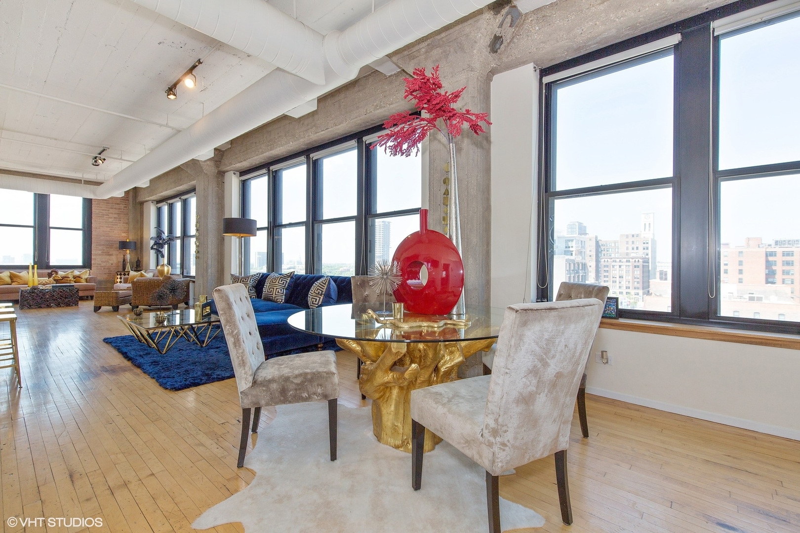 728 W Jackson Boulevard Unit: 707