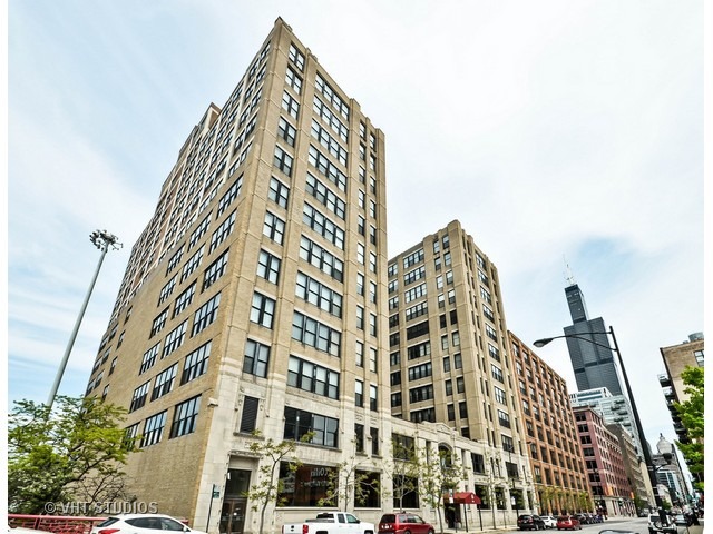 728 W Jackson Boulevard Unit: 707