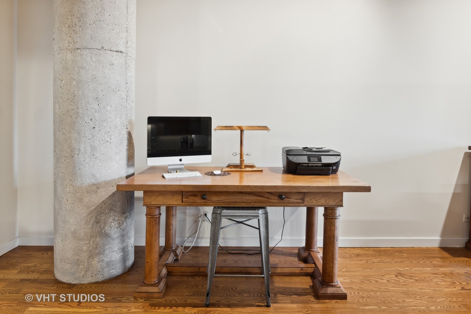 728 W Jackson Boulevard Unit: 602